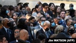 Predsednik SAD Džo Bajden sa prvom damom Džil Bajden, i bivši predsednik SAD Barak Obama sa suprugom Mišel na obeležavanju dve decenije od terorističkog napada u SAD, Njujork, 11. septembar 2021.