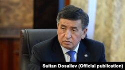 Сооронбай Жээнбеков.