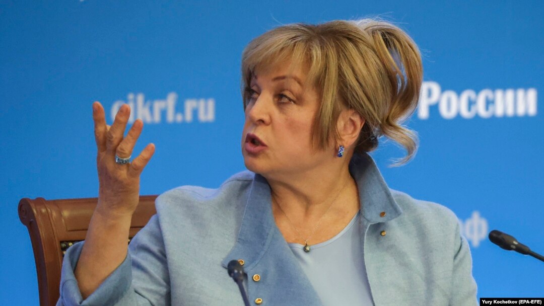 Șefa Comisiei Electorale Centrale din Rusia, Ella Pamfilova, la un briefing de presă, ieri, 20 septembrie 2021, la Moscova. Foto: EFE