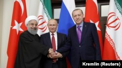 Хасан Роугані, Володимир Путін і Реджеп Ердоган після зустрічі в Сочі, Росія, 22 листопада 2017 року