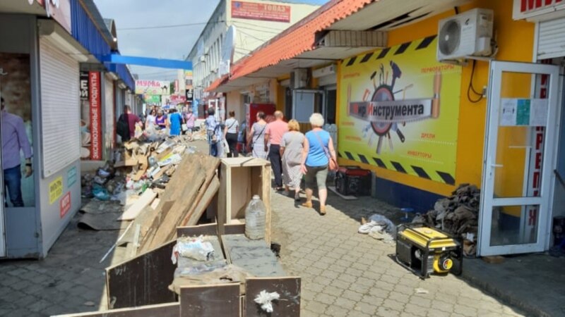 Жители Керчи и Ялты начали подавать заявки на возмещение материального ущерба после потопа (+фото)