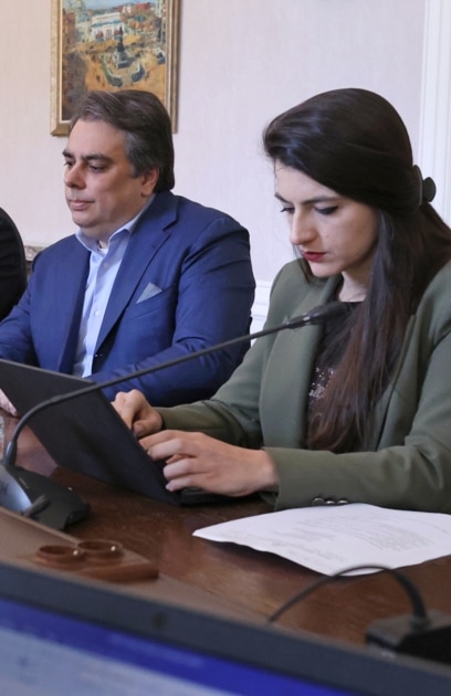 Асен Василев остава начело на Продължаваме промяната ПП Партията ще