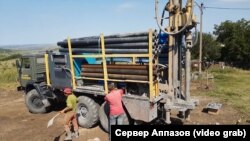 Буріння свердловини у Криму для видобутку прісної води