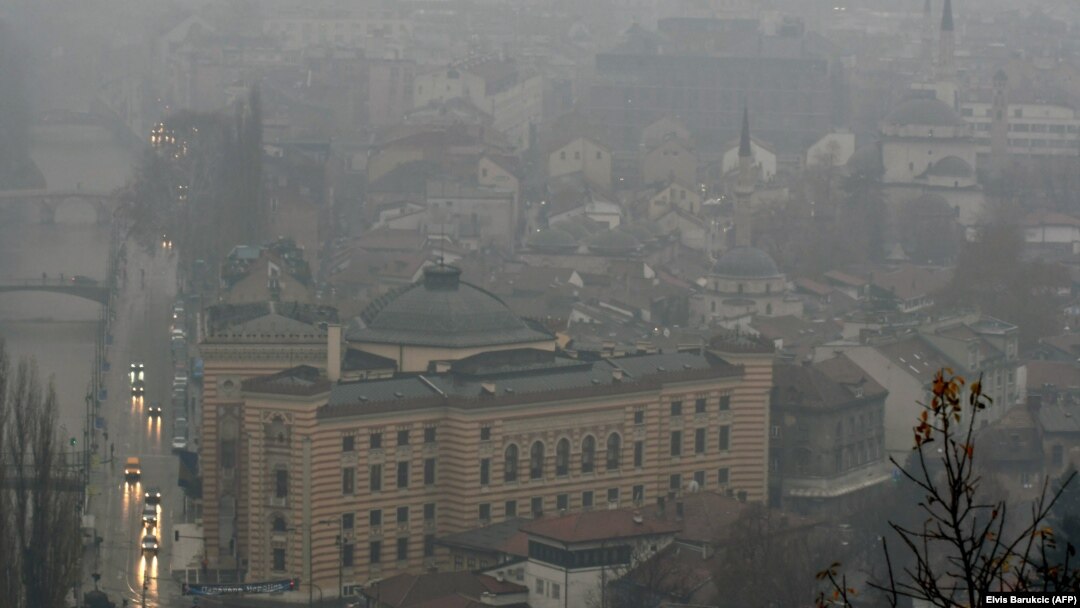 Smog nad ulicama Sarajeva, fotoarhiv