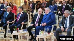 Russia - Armenian Prime Minister Nikol Pashinian (right) attends celebrations at the Kremlin of the 80th anniversary of Soviet victory over Nazi Germany, May 9, 2025.