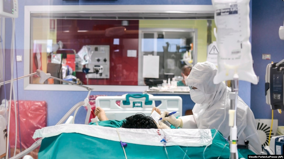 Medicinsko osoblje u Italiji se već više od šest nedelja bori protiv korona virusa