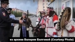 Акция протеста коренных народов в Норильске
