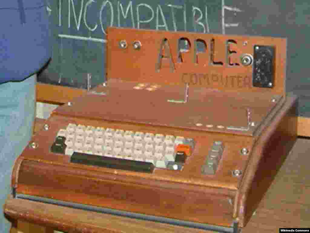 Apple&#39;s first product, the Apple I, designed and built by Steve Wozniak and Steve Jobs and shown in April 1976 at the Homebrew Computer Club in Palo Alto, California.