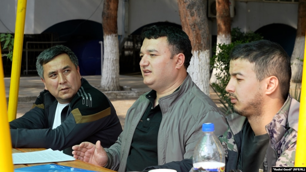 "Пуламонро надод." Таъмири хонаи як мансабдори собиқ ҷанҷолӣ шудааст