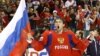 Квебек. Российский нападающий Александр Овечкин радуется выигрышу своей команды в матче с канадцами. 18 мая 2008