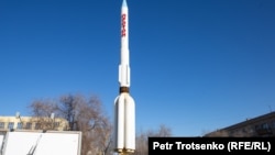 A model of a Proton rocket on display at the Baikonur cosmodrome in Kazakhstan. (file photo)