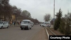 Маршрутные такси – «Дамас» очень распространенный вид транспорта в Узбекистане. 