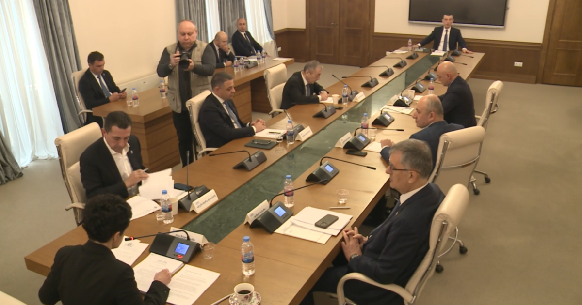 გახარია, განმარტავს, რატომ მივიდა წულუკიანის კომისიაზე