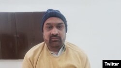 آرشیف/ رضوان راضی خبرنگار که در پاکستان بازداشت شده‌است