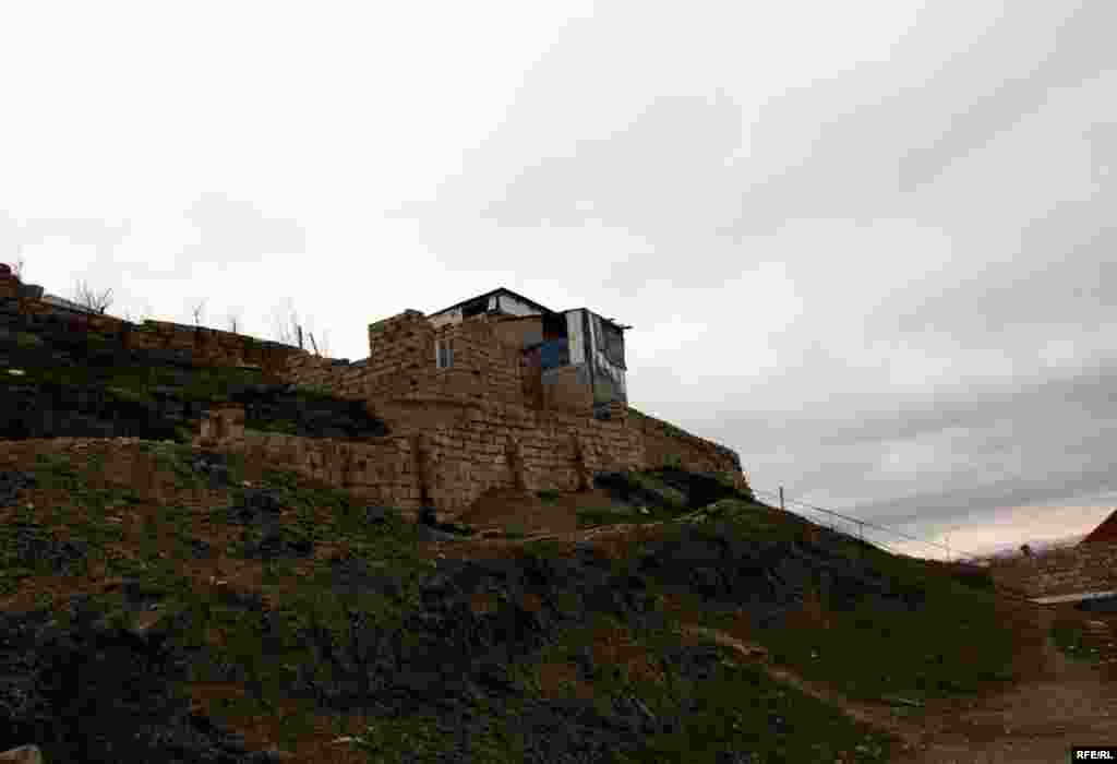 Qazsız, susuz, tualetsiz qəsəbə-Atyalı #16