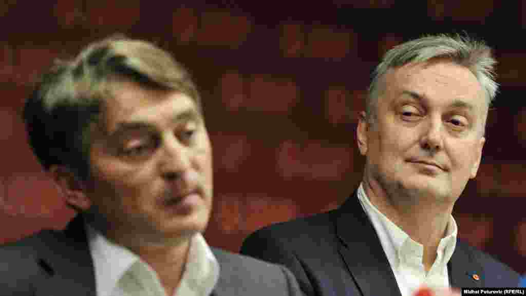 BiH - Željko Komšić i Zlatko Lagumdžija, potpredsjednik i predsjednik SDP-a, na konferenciji za novinare povodom Komšićeve ostavke, 20.03.2012.