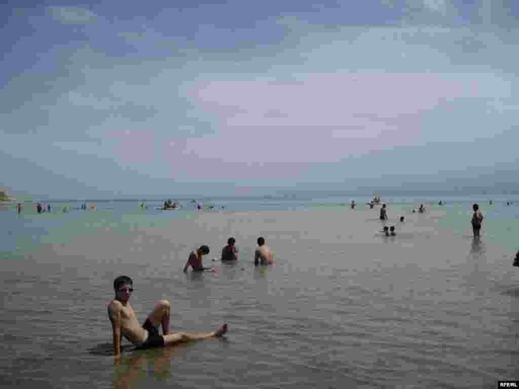 Дар соҳили Баҳри Тоҷик #8