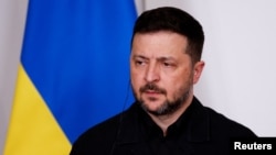 Водночас, за словами президента, українські «далекобійні санкції», нарощування застосування дронів на передовій і активні дії підрозділів «забезпечать необхідні відповіді окупанту»