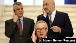 European Commission President Jean-Claude Juncker (center) with Kosovo's President Hashim Thaci (left) and Albanian Prime Minister Edi Rama in Sofia on March 1.