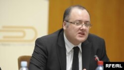 Milićević je inače dugogodišnji borac za prava LGBT osoba i član Predsedništva Socijalističke partije Srbije