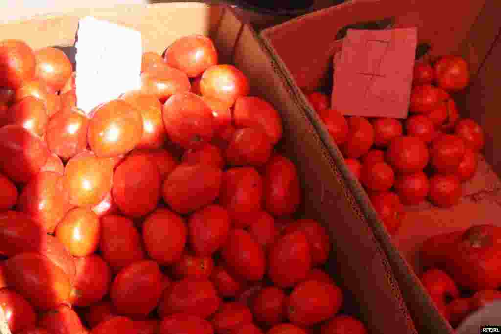 Дар орзуи арзонӣ #98