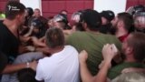 Після загибелі дівчаток в таборі «Вікторія» одесити вийшли на протест до мерії (відео)