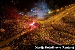 Komemorativni skup u Novom Sadu pred godišnjicu pogibije 16 ljudi u tom gradu, 31. oktobar 2025.