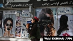 طالبان تا روز سوم ماه اسد به آرایشگاه ها فرصت داده اند که کار و فعالیت خود را متوقف کنند
