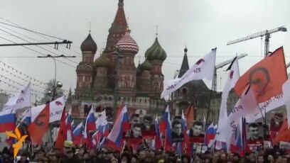 Tens Of Thousands Join Moscow Nemtsov March