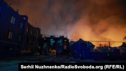 За даними місцевої влади, вже відомо про двох загиблих 