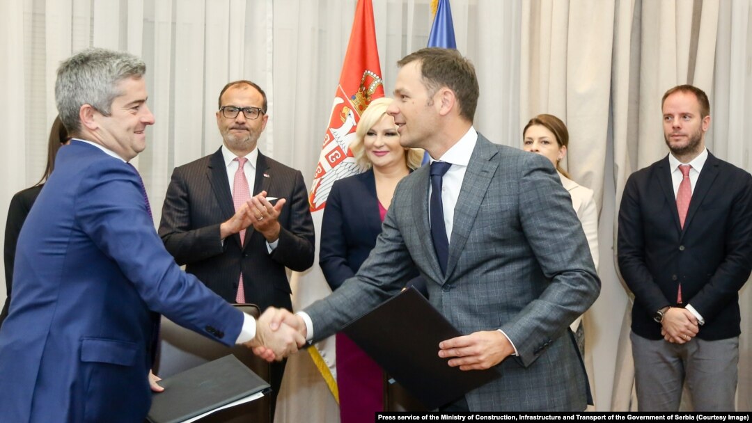 Mateo Rivelini i Siniša Mali nakon potpisivanja sporazuma