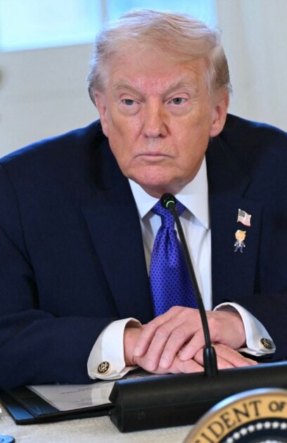 Американският президент Доналд Тръмп обяви 25 мито за всяка страна