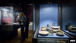 The treasures were borrowed from four museums in Crimea and one in Kyiv for an exhibition in early 2014 at Amsterdam's Allard Pierson Museum.