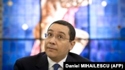  Fostul premier Victor Ponta a devenit consilier onorific al actualui premier PSD, fost coleg de partid, Marcel Ciolacu