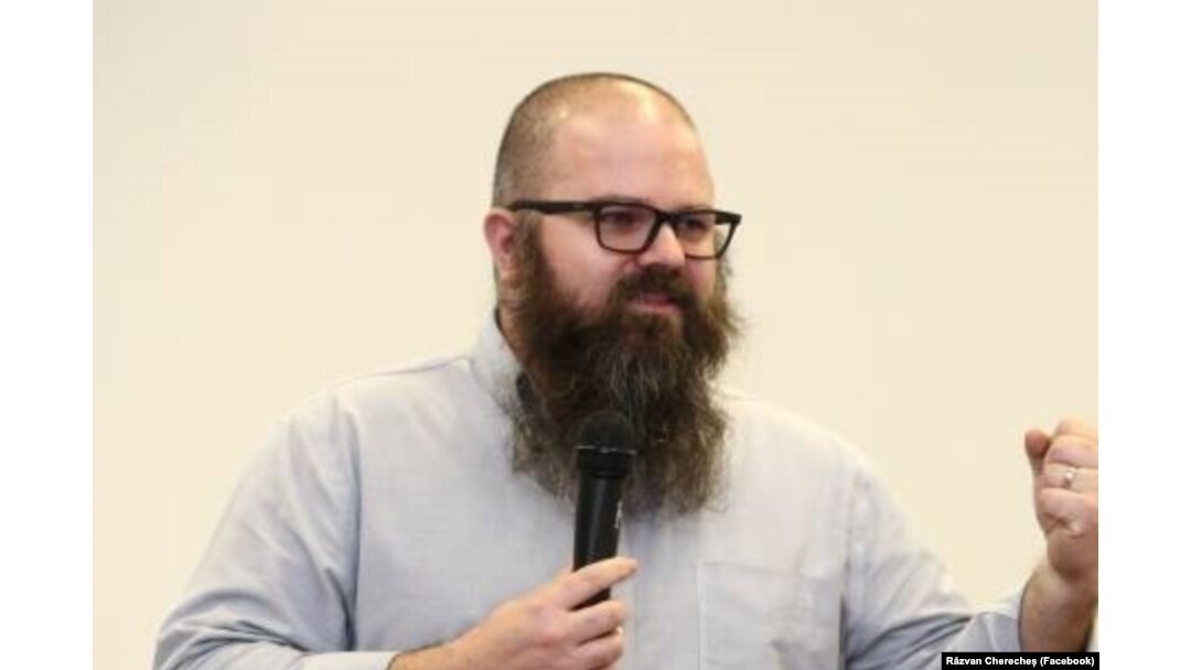 Razvan Chereches.