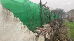 د چارسدې د نجونو سکول ښوونکې وايي، دېوالونه یې په ۳ کاله کې هم نه دي جوړ شوي 