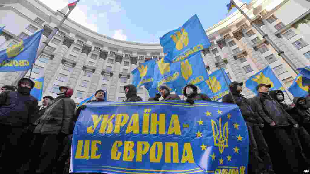 Kijev, 2. decembar 2013. Foto: AFP / Sergei Supinsky 