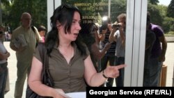 Оскорбления для гендиректора «Кавкасии» не редкость, однако впервые их публикует госслужащий