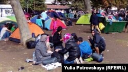 Палаточный городок беженцев в Белграде