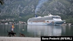 Kruzing brodovi u Stari grad Kotor dovode preko pola miliona turista