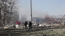 «Думали, там склади з морозивом»: що кажуть місцеві з села Мила після детонації складів з боєприпасами (відео)