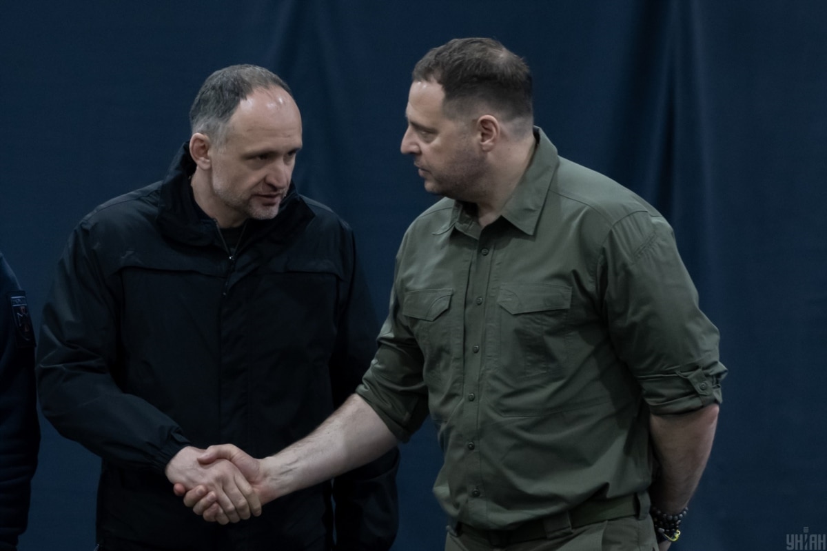 НАБУ і САП проводять із Єрмаком слідчі дії