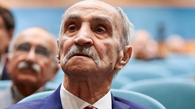 اعطای جایزه یک عمر تلاش در عرصۀ محیط ‌زیست به دکتر اسماعیل کهرم