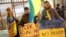 Встреча освобождённых украинских пленных в Борисполе