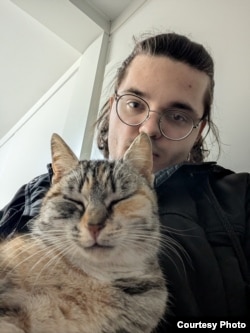 На українському кордоні в будівлю СБУ до Богдана прийшла кішка