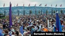 Tüntetés Budapesten a szabad sajtóért az Index.hu-nál kialakult helyzet kapcsán, 2020. július 24-én.