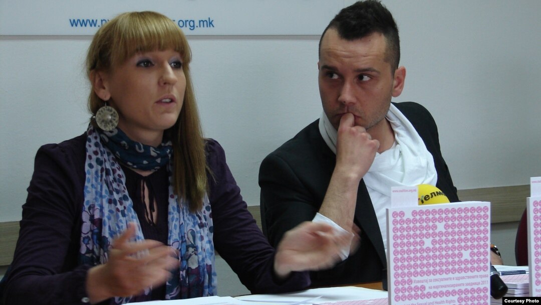 Промоција на извештај за сексуални и здраствени права на маргинализирани заедници за 2011. Славчо Димитров, Ирена Цветковиќ.