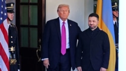 АКШ президенти Дональд Трамп менен Украинанын лидери Владимир Зеленский Ак үйдө, Вашингтон, 17-октябрь, 2025-жыл.