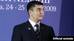 Тойли Комеков