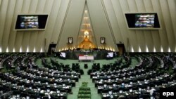Իրանի խորհրդարանի նիստ, արխիվ